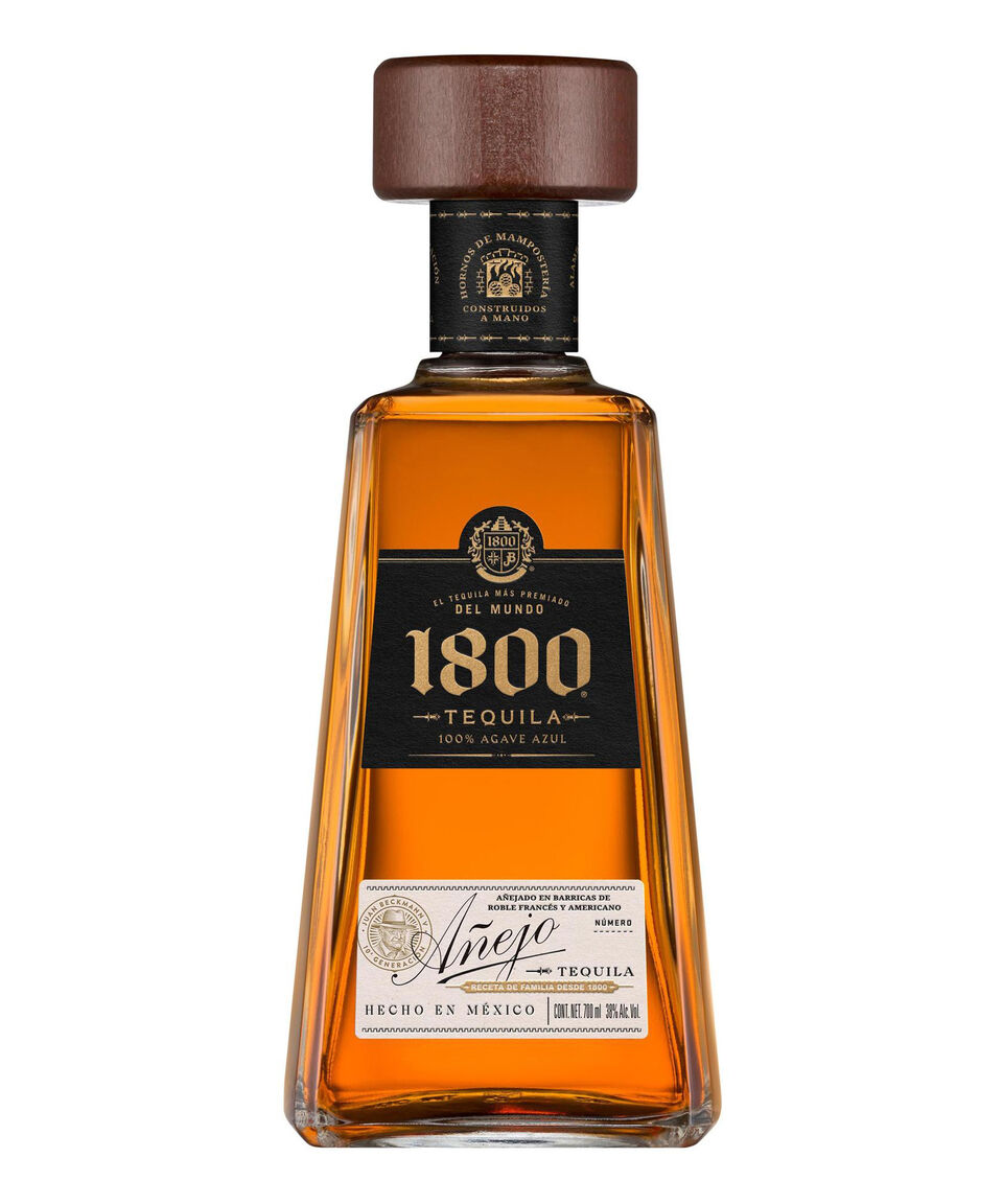 Tequila 1800 Añejo 700 ml.